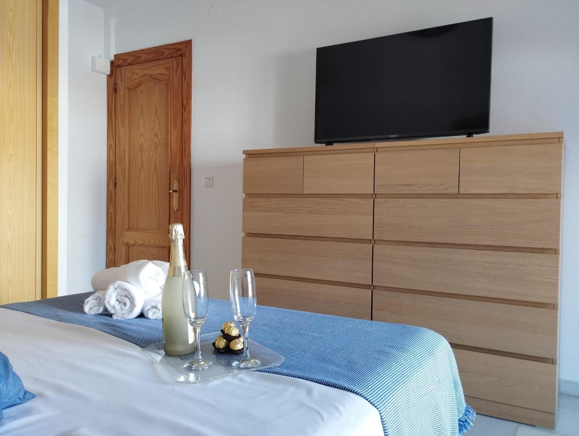 Apartamentos Playacala La Cala Del Moral Exteriör bild