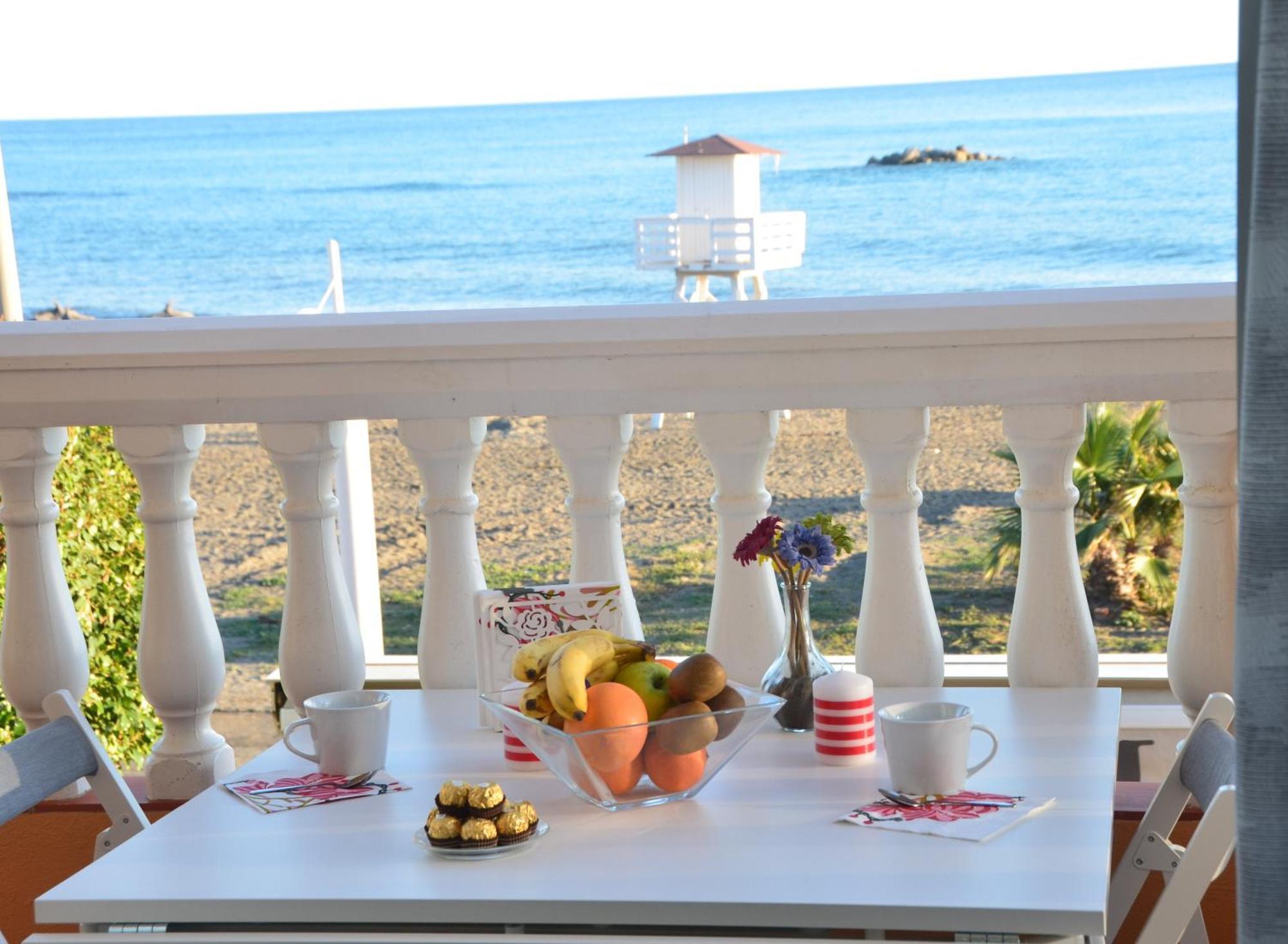 Apartamentos Playacala La Cala Del Moral Exteriör bild